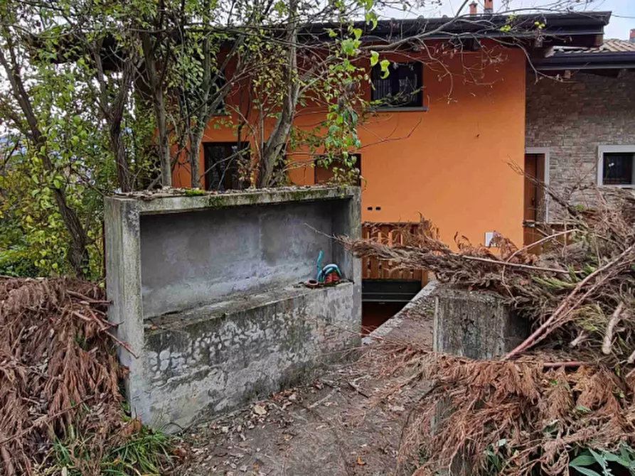 Immagine 8 di Appartamento in vendita  in Via Camarelli a San Giovanni Bianco