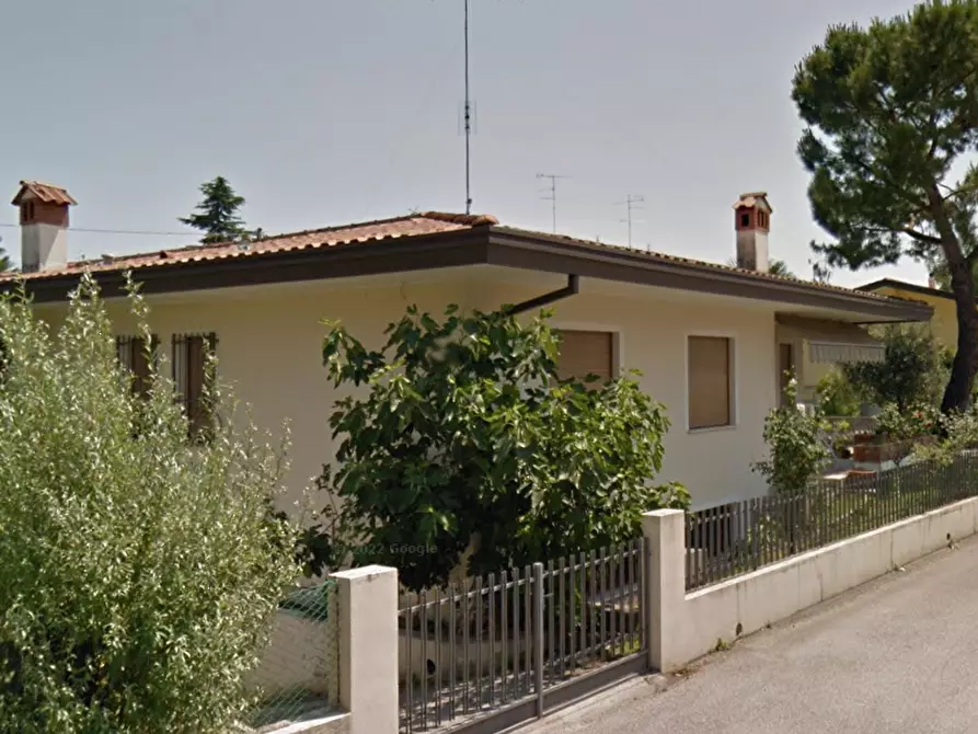 Immagine 4 di Villa in vendita  in Via Piemonte a Porcia