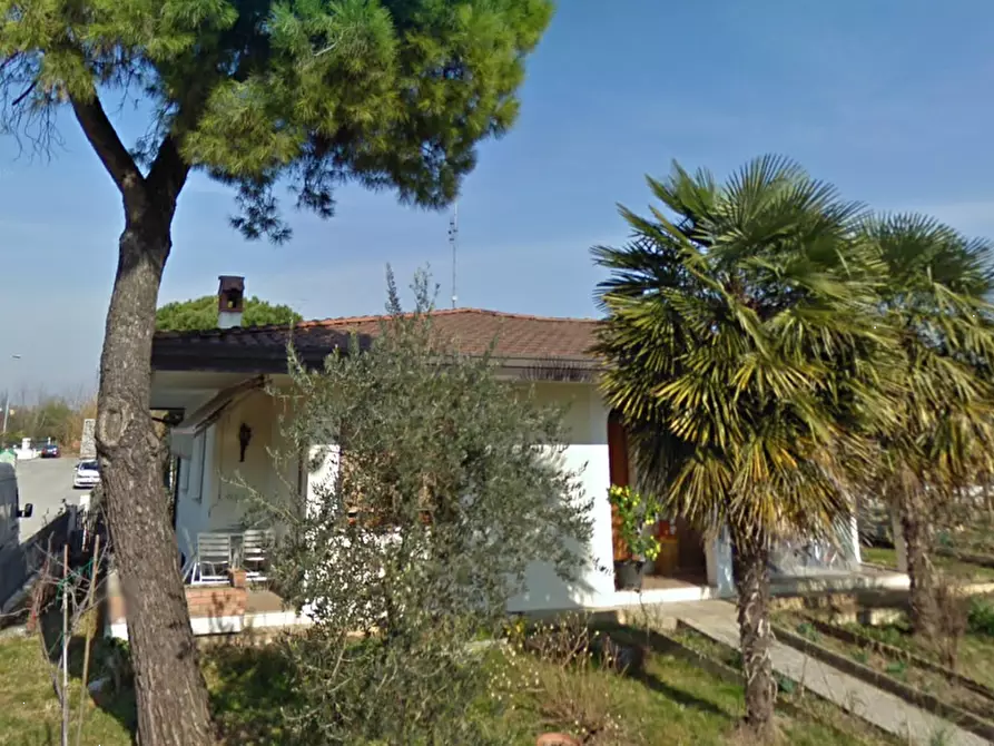 Immagine 5 di Villa in vendita  in Via Piemonte a Porcia