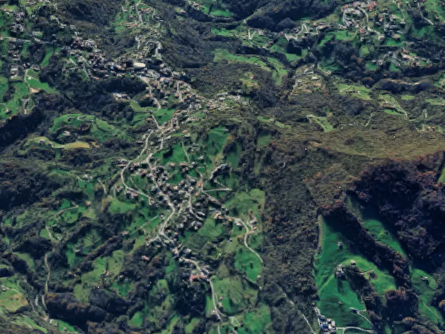 Immagine 15 di Appartamento in vendita  in Via Don Taramelli a Rota D'imagna