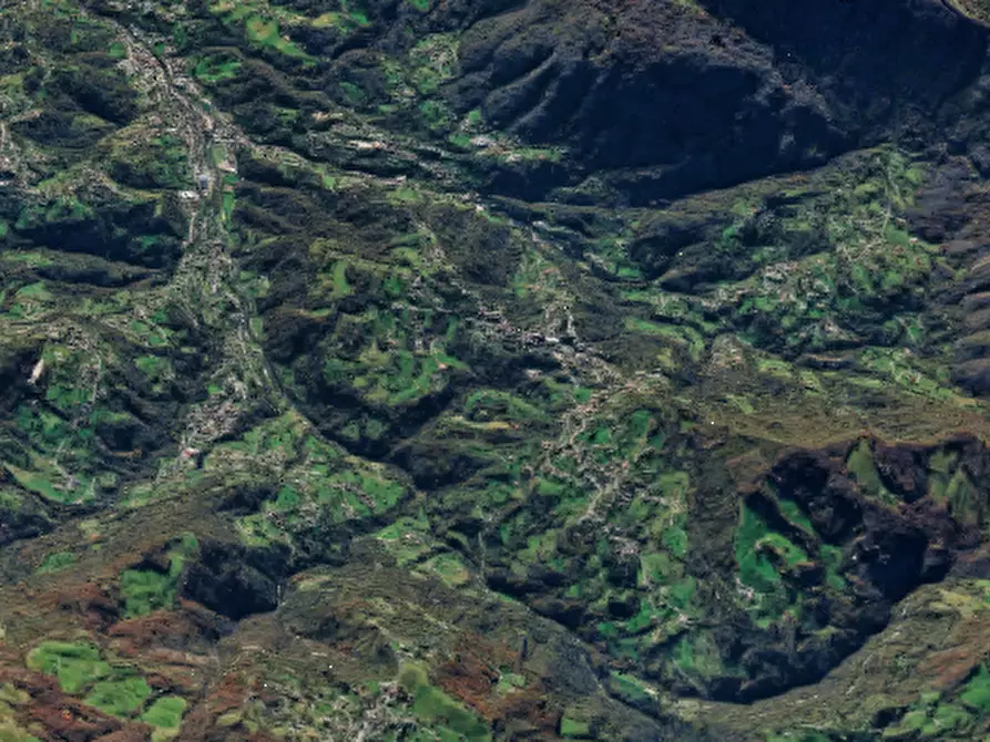 Immagine 17 di Appartamento in vendita  in Via Don Taramelli a Rota D'imagna