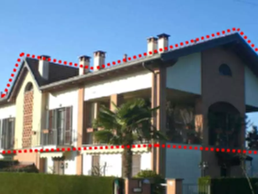 Immagine 2 di Appartamento in vendita  in Via Enrico Fermi a Lomagna