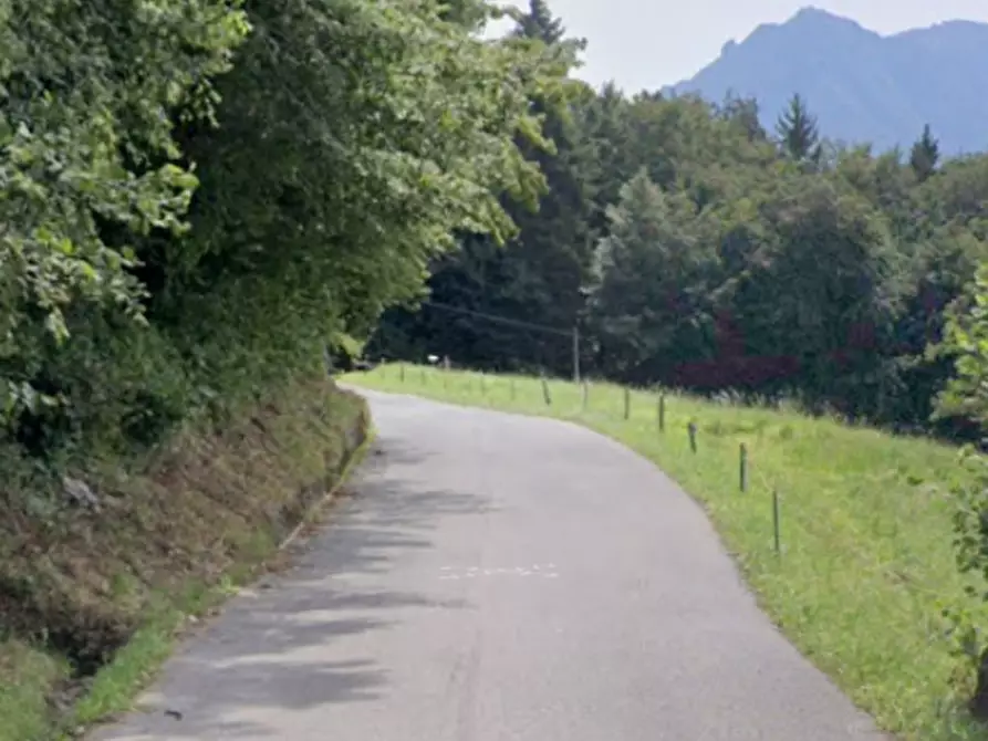 Immagine 17 di Appartamento in vendita  in  Via Camarelli a San Giovanni Bianco