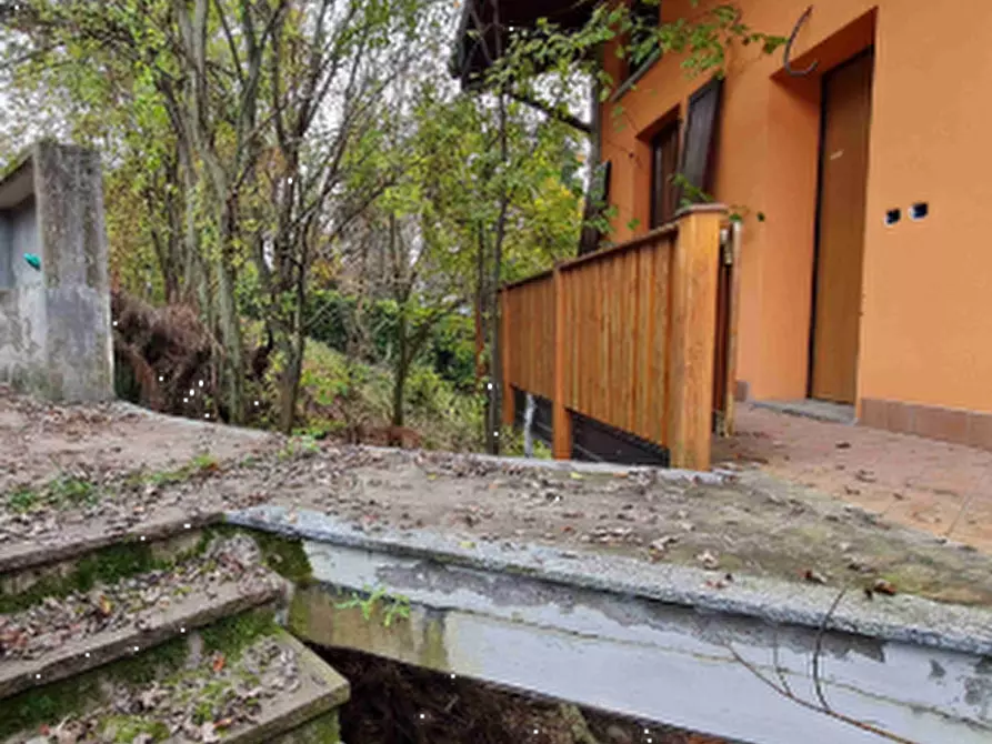 Immagine 13 di Appartamento in vendita  in  Via Camarelli a San Giovanni Bianco