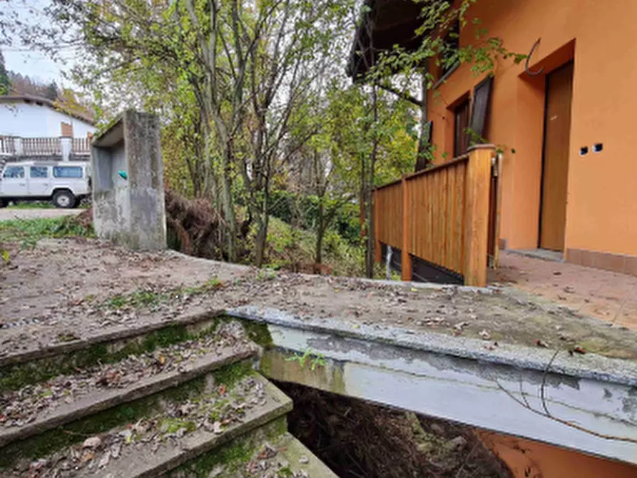 Immagine 14 di Appartamento in vendita  in  Via Camarelli a San Giovanni Bianco