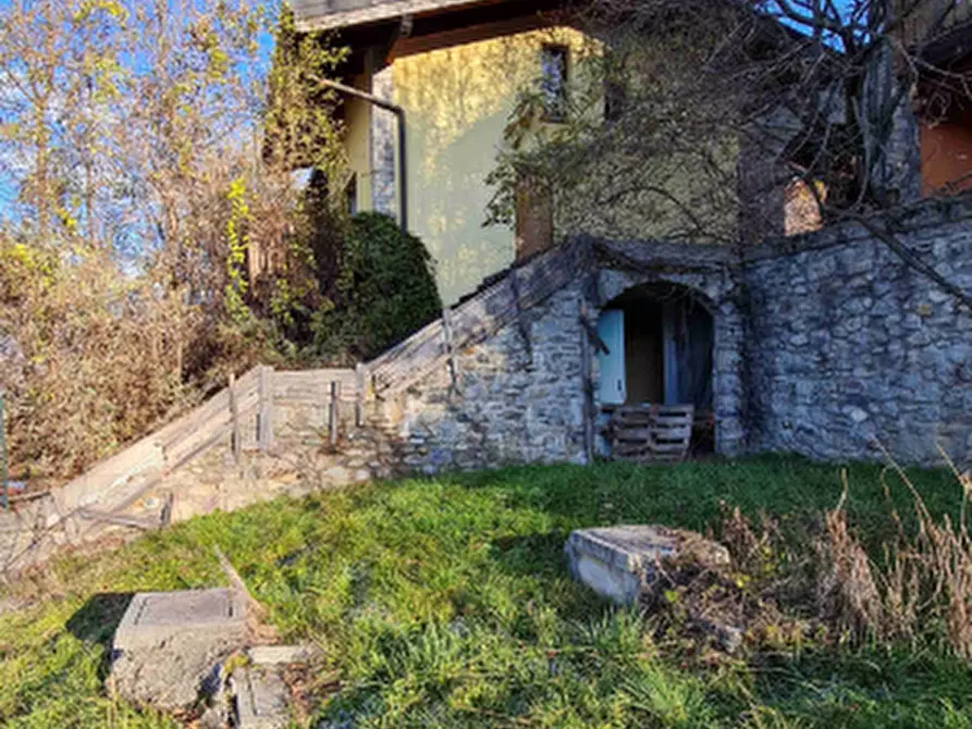 Immagine 18 di Appartamento in vendita  in  Via Camarelli a San Giovanni Bianco