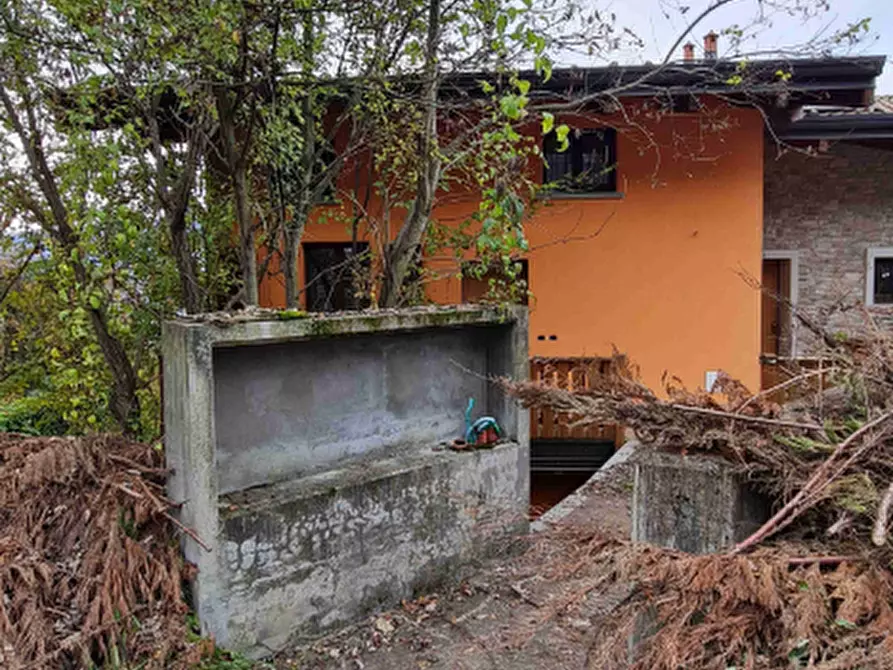 Immagine 8 di Appartamento in vendita  in  Via Camarelli a San Giovanni Bianco