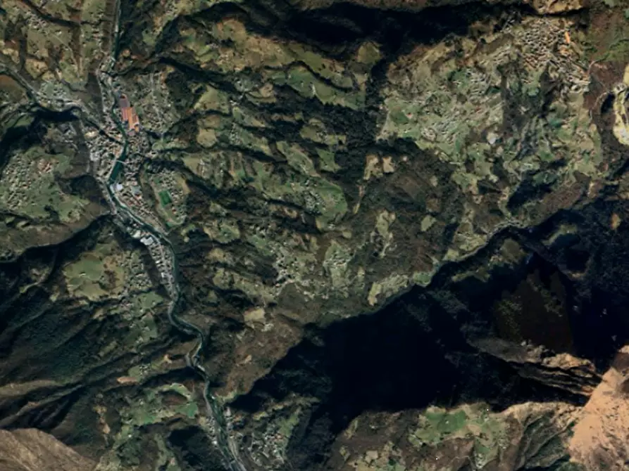 Immagine 25 di Appartamento in vendita  in  Via Camarelli a San Giovanni Bianco