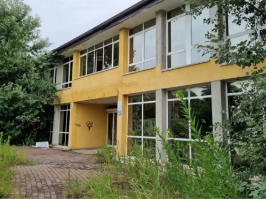 Immagine 5 di Hotel in vendita  in Via Carlo Alberto dalla Chiesa a Copparo