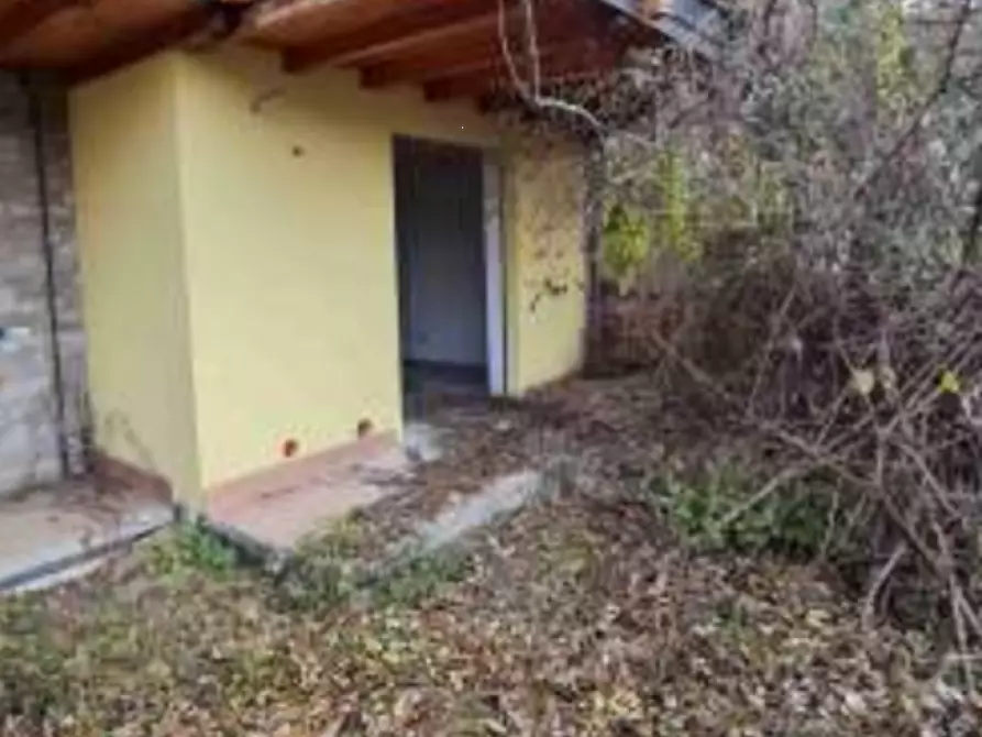 Immagine 2 di Appartamento in vendita  in Via Camarelli  a San Giovanni Bianco