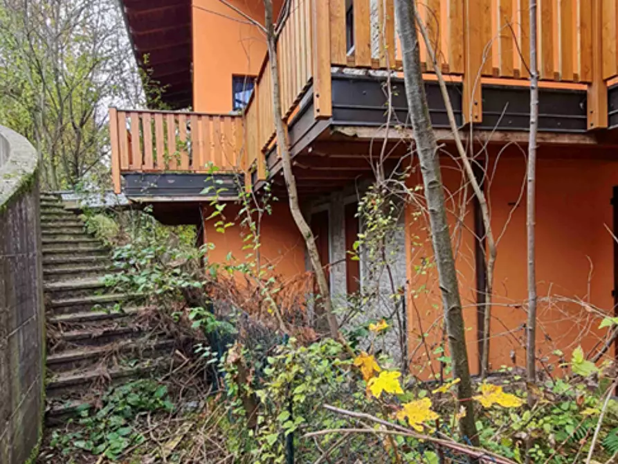 Immagine 5 di Appartamento in vendita  in Via Camarelli  a San Giovanni Bianco