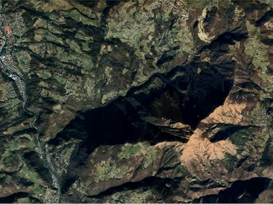 Immagine 15 di Appartamento in vendita  in Via Camarelli  a San Giovanni Bianco