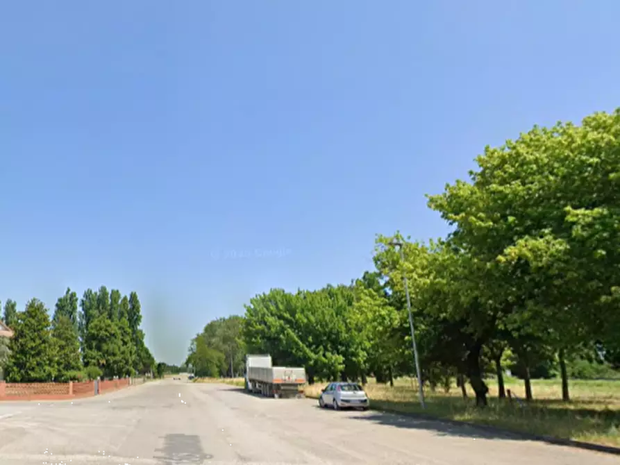 Immagine 15 di Appartamento in vendita  in Viale dell'Artigianato a Codigoro