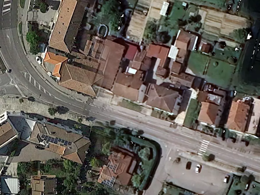 Immagine 22 di Appartamento in vendita  in Via delle Venezie a Tresignana