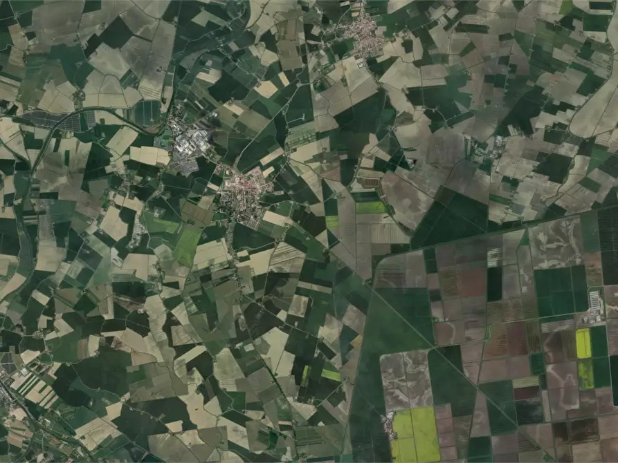 Immagine 26 di Appartamento in vendita  in Via delle Venezie a Tresignana