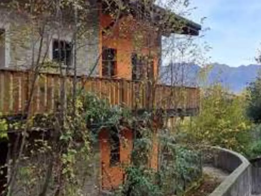 Immagine 1 di Appartamento in vendita  in Via Camarelli a San Giovanni Bianco