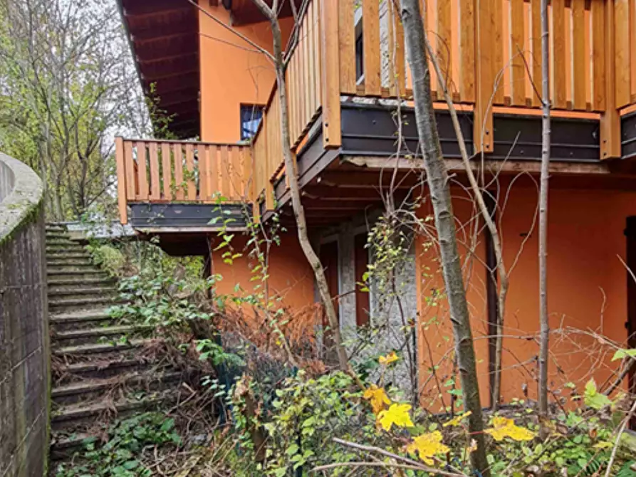 Immagine 7 di Appartamento in vendita  in Via Camarelli a San Giovanni Bianco