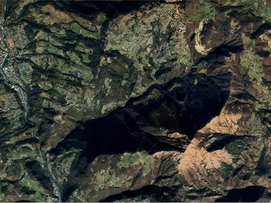 Immagine 17 di Appartamento in vendita  in Via Camarelli a San Giovanni Bianco