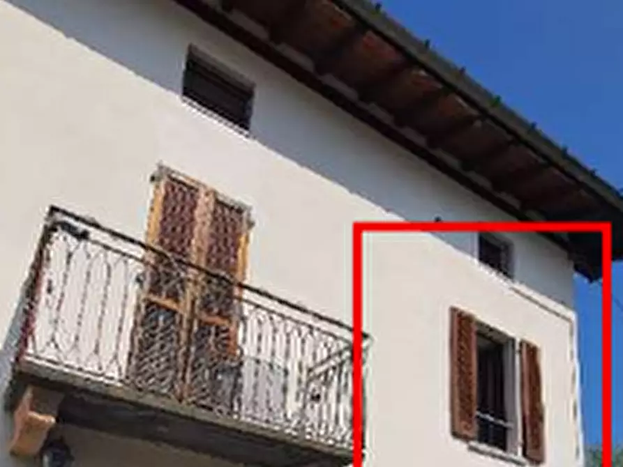 Immagine 1 di Appartamento in vendita  in Via Guglielmo Marconi  a Brinzio