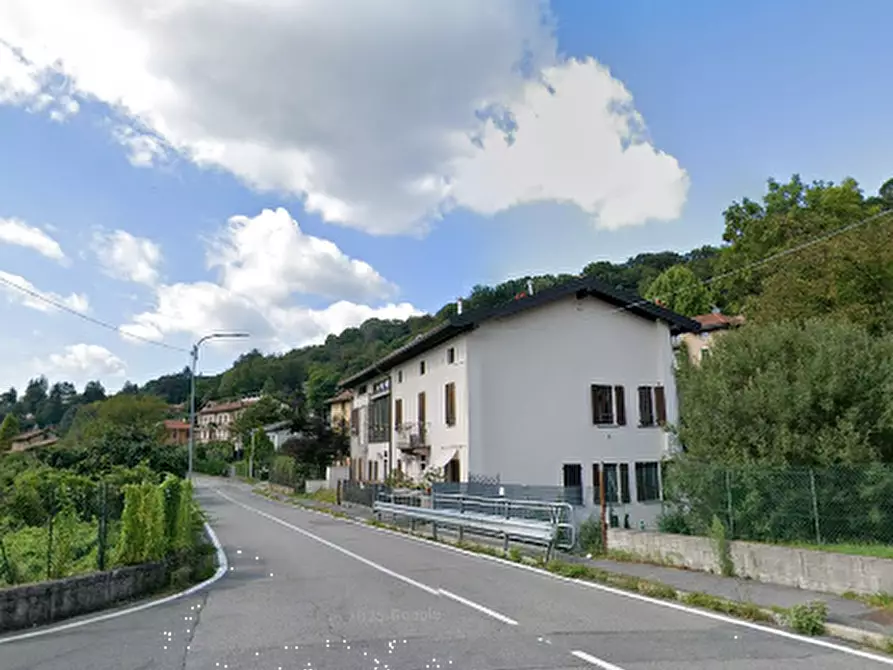 Immagine 8 di Appartamento in vendita  in Via Guglielmo Marconi  a Brinzio