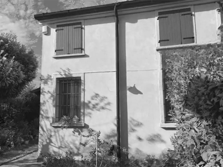 Immagine 7 di Appartamento in vendita  in Via dell'Unione a Ferrara