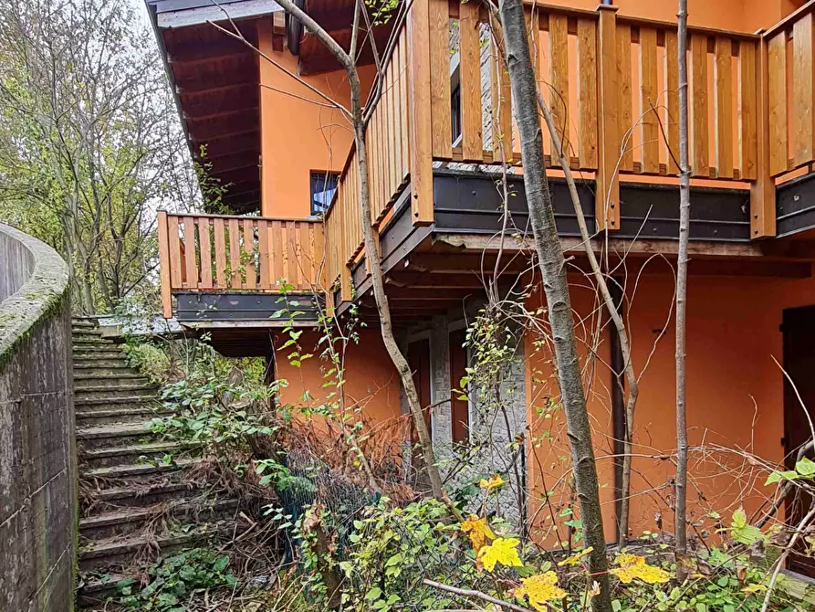 Immagine 6 di Appartamento in vendita  in Via Camarelli  a San Giovanni Bianco