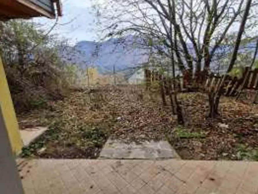 Immagine 3 di Appartamento in vendita  in Via Camarelli a San Giovanni Bianco