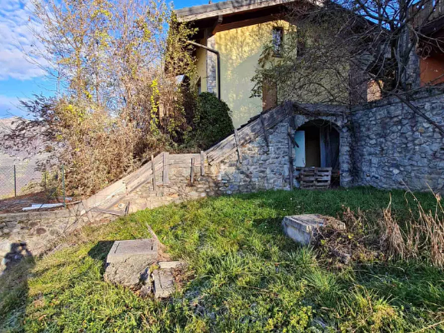 Immagine 5 di Appartamento in vendita  in Via Camarelli a San Giovanni Bianco