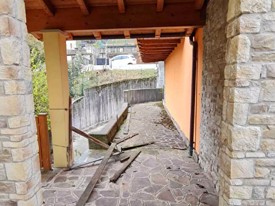 Immagine 10 di Appartamento in vendita  in Via Camarelli a San Giovanni Bianco