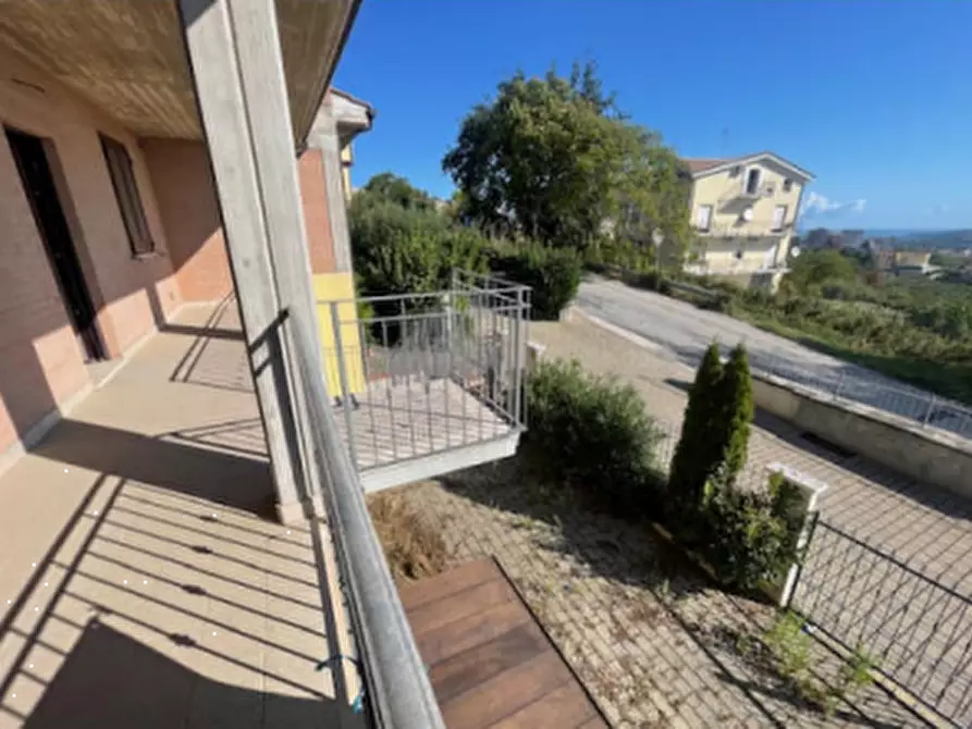 Immagine 14 di Villetta a schiera in vendita  in Strada Roccolo Svampa a Montegranaro