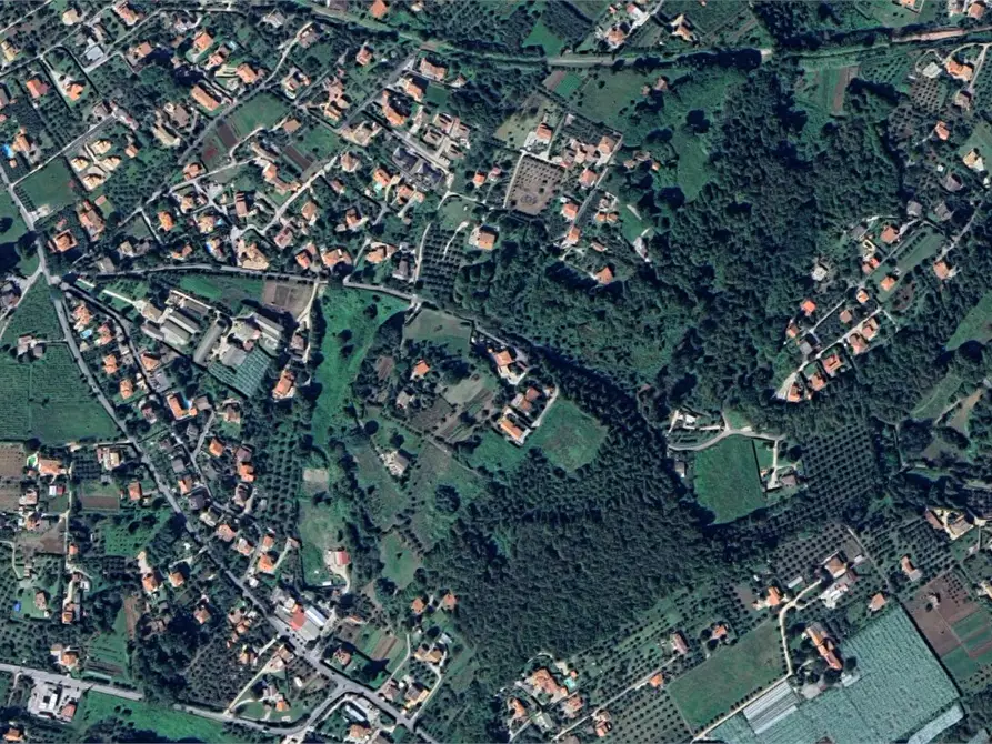 Immagine 7 di Appartamento in vendita  in Piazza Centogocce a Lariano