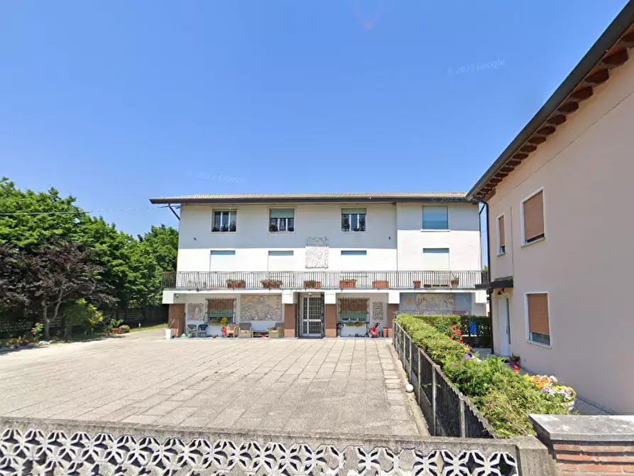 Immagine 13 di Villa in vendita  in Via Col San Martino a Venezia