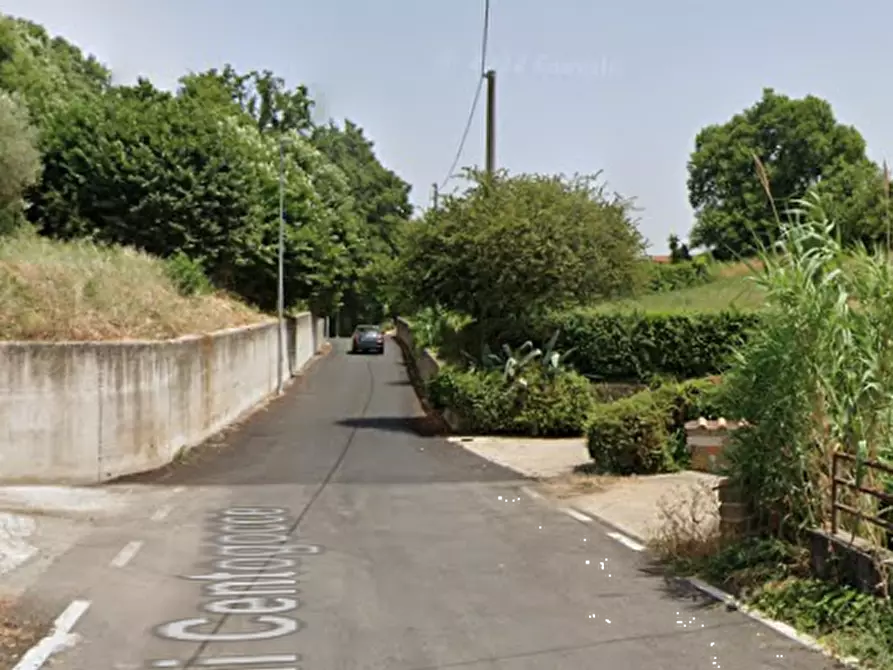 Immagine 13 di Appartamento in vendita  in Piazza Centogocce a Lariano