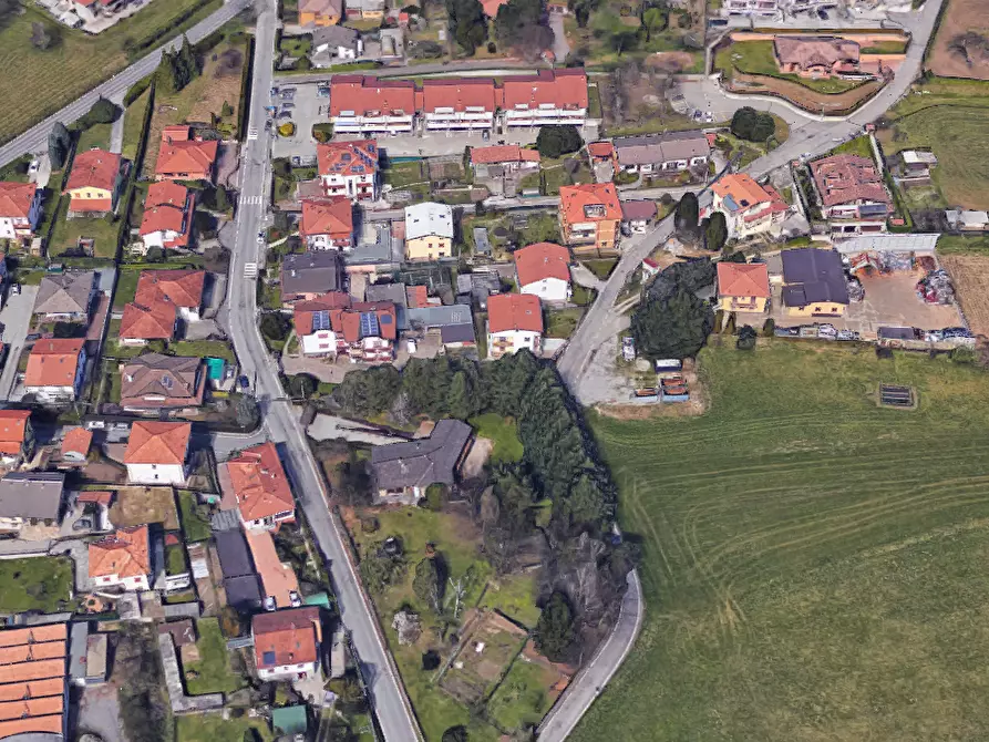 Immagine 15 di Appartamento in vendita  in Via Roncaccio a Olgiate Comasco