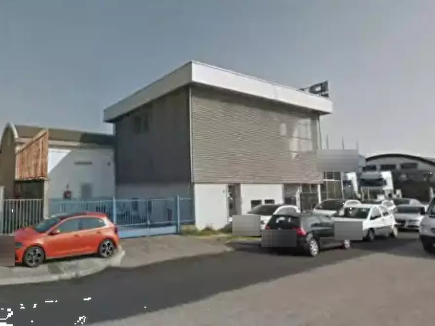 Immagine 2 di Capannone industriale in vendita  in Via Nona Strada a Padova