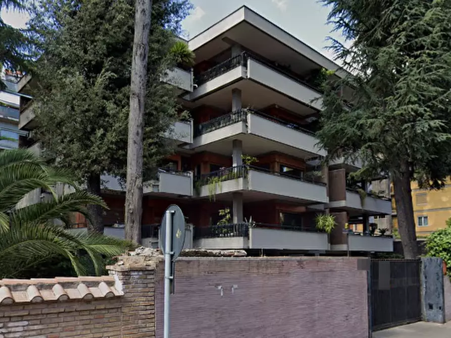 Immagine 2 di Appartamento in vendita  in Via Ronciglione a Roma