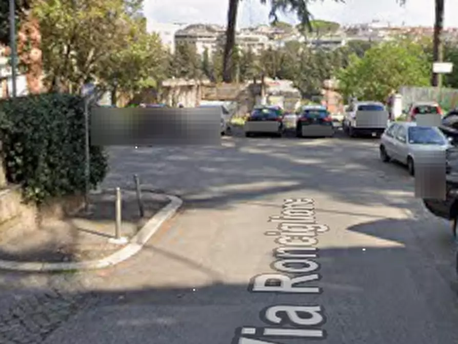 Immagine 16 di Appartamento in vendita  in Via Ronciglione a Roma