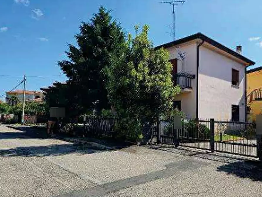 Immagine 5 di Appartamento in vendita  in Via Martiri della libertà a Monselice