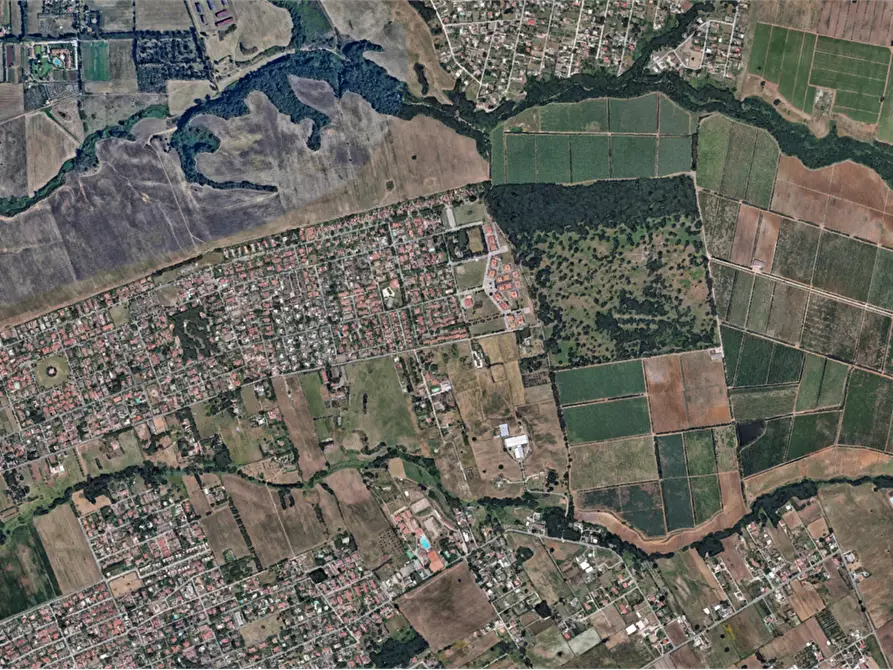 Immagine 23 di Villa in vendita  in Via della Vergine a Ardea