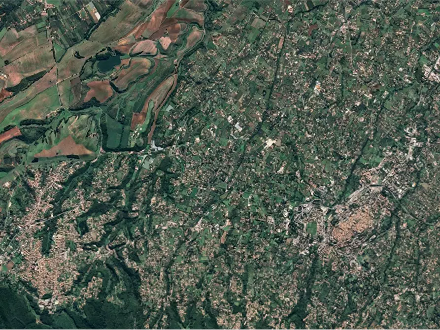 Immagine 3 di Appartamento in vendita  in Piazza Centogocce a Lariano