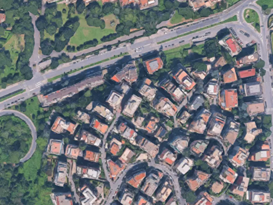 Immagine 16 di Appartamento in vendita  in Via Brunate a Roma