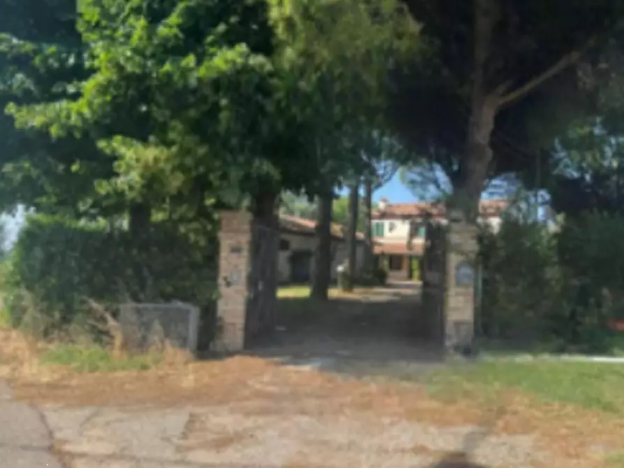 Immagine 2 di Villa in vendita  in  Via Lunetta a Ravenna