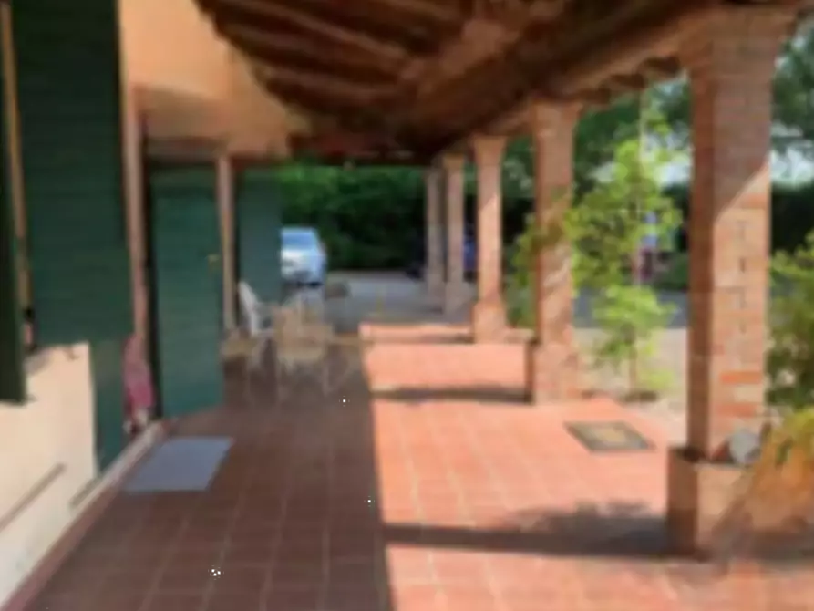 Immagine 5 di Villa in vendita  in  Via Lunetta a Ravenna