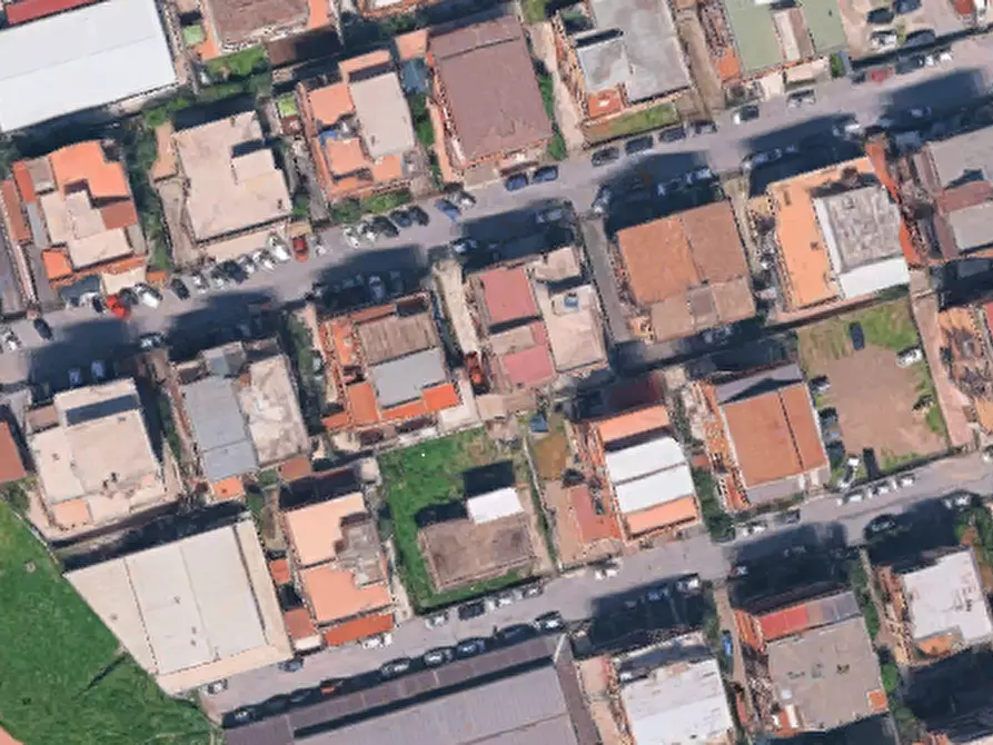 Immagine 11 di Negozio in vendita  in Via Achemenide a Roma