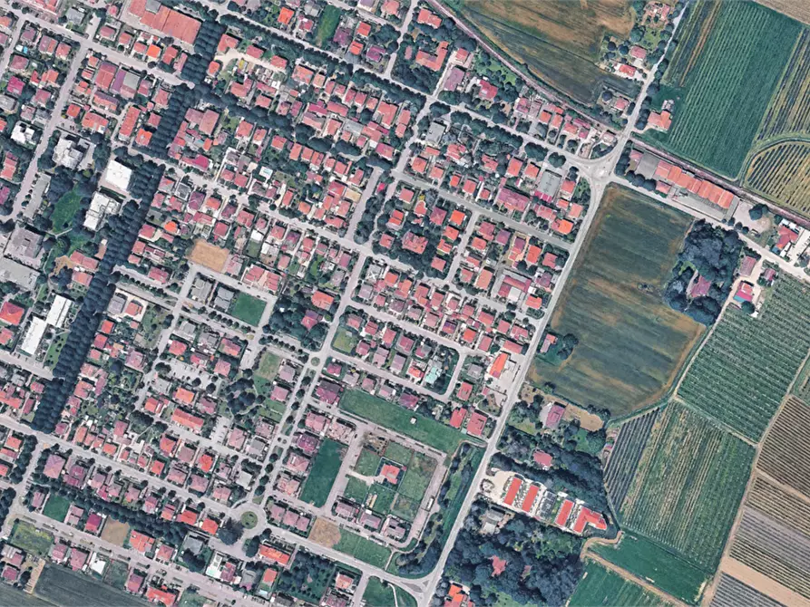 Immagine 3 di Appartamento in vendita  in Via G. di Vittorio a Massa Lombarda