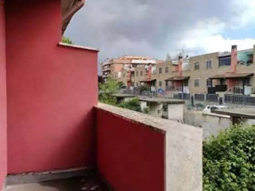 Immagine 6 di Villetta a schiera in vendita  in Via Carlo Cassola a Roma