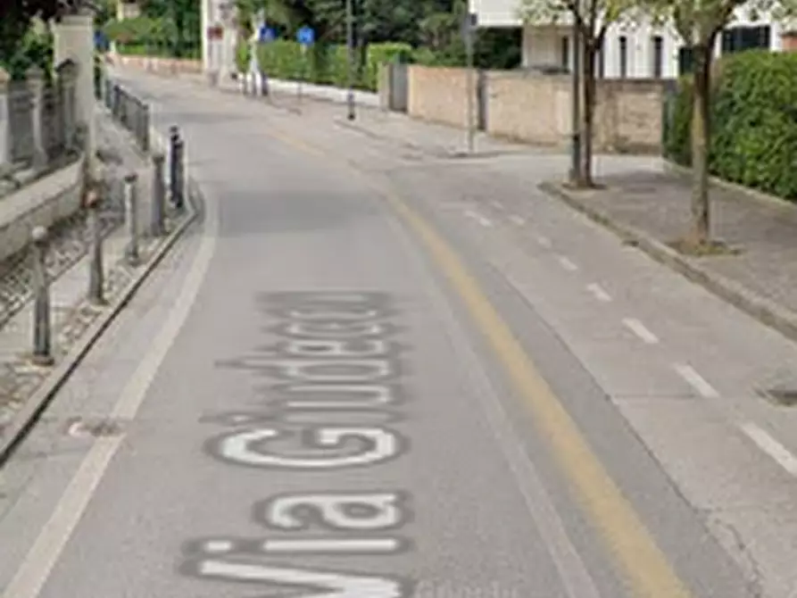Immagine 3 di Appartamento in vendita  in Via Giudecca a Mirano