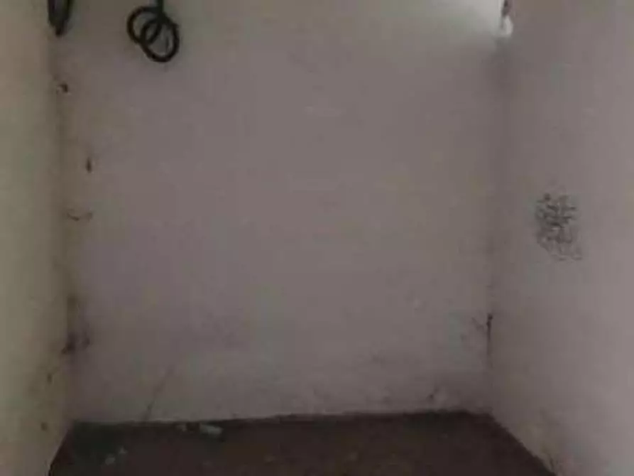 Immagine 10 di Villetta a schiera in vendita  in Via Carlo Cassola a Roma