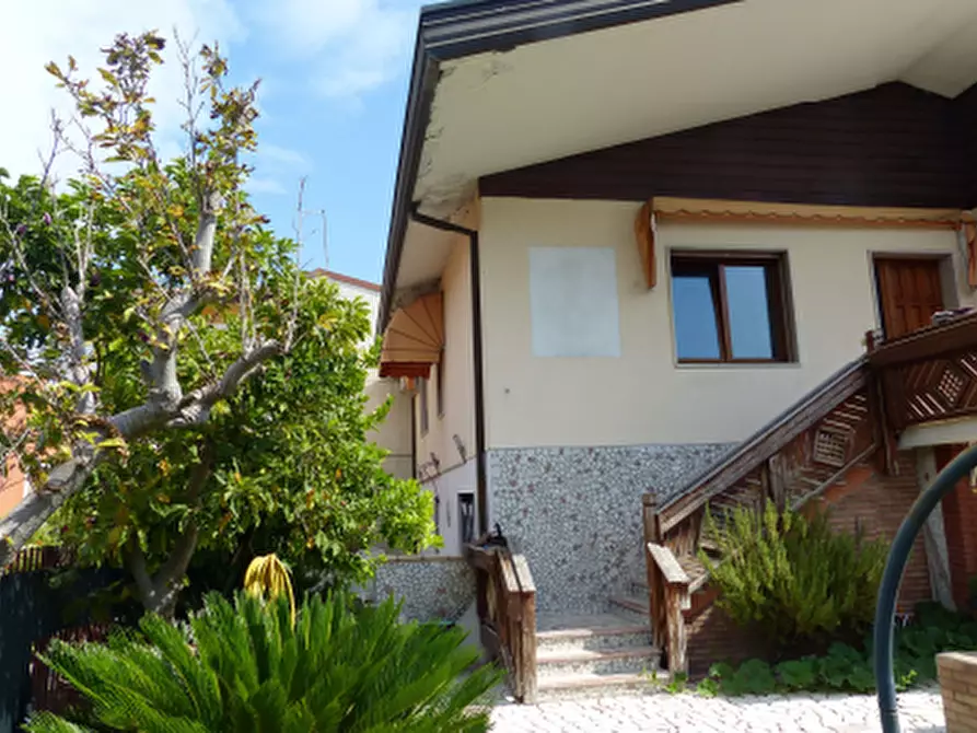 Immagine 1 di Casa indipendente in vendita  in Via Piave Vecchio  a Jesolo