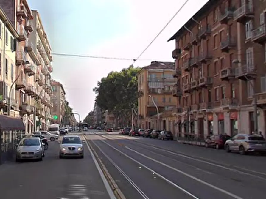 Immagine 8 di Appartamento in vendita  in C.so Giulio Cesare  a Torino